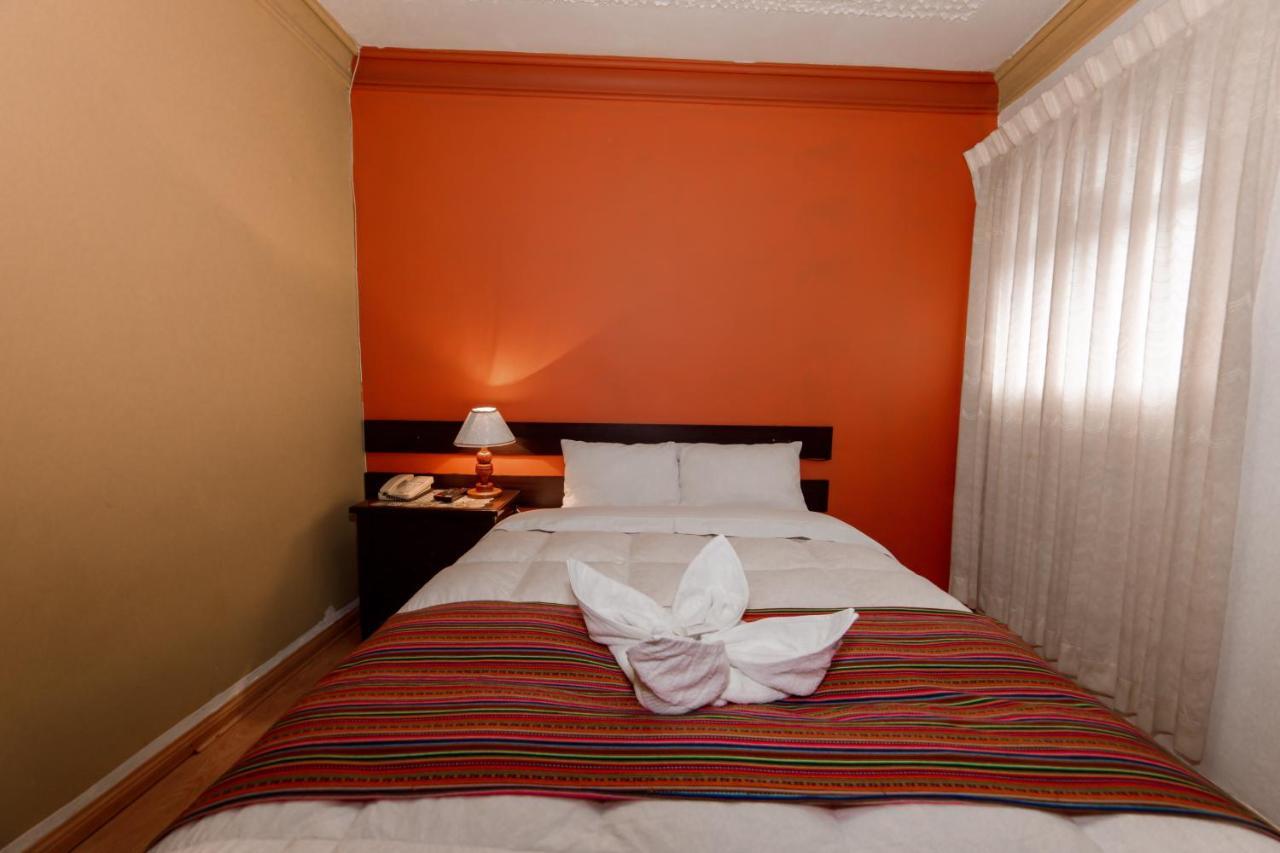 Carlos V Hotel Cusco Exterior photo