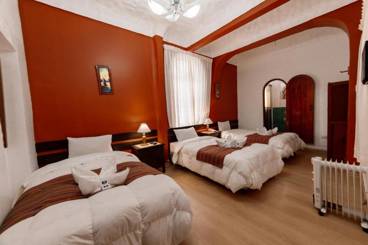 Carlos V Hotel Cusco Exterior photo